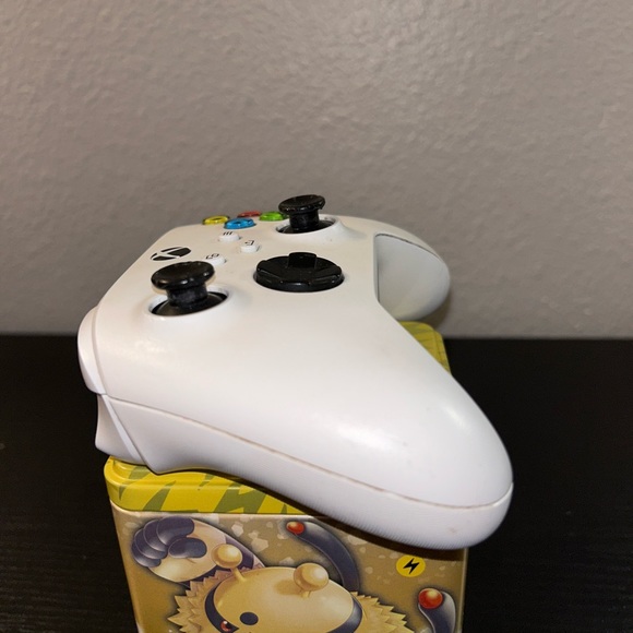 Microsoft Xbox One Series X S Wireless Controller Model 1914 White - Picture 3 of 5